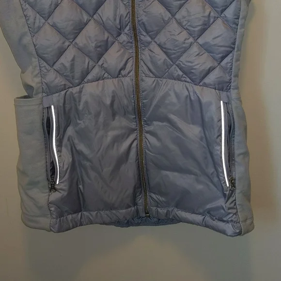Lululemon Size 6 Light Purple Goose Down Zip Front Vest - Picture 3 of 11